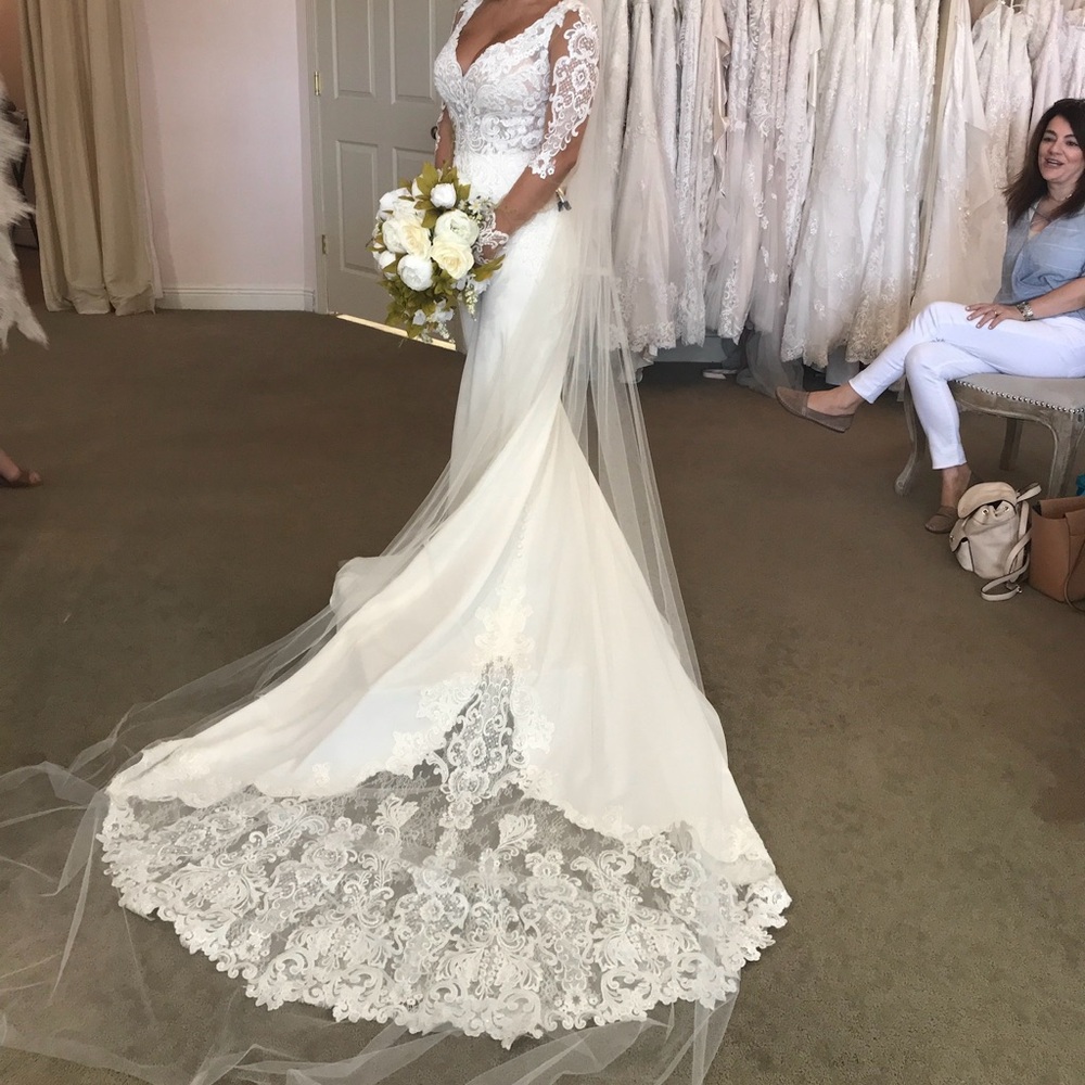 Beautiful wedding dress essence of Australia